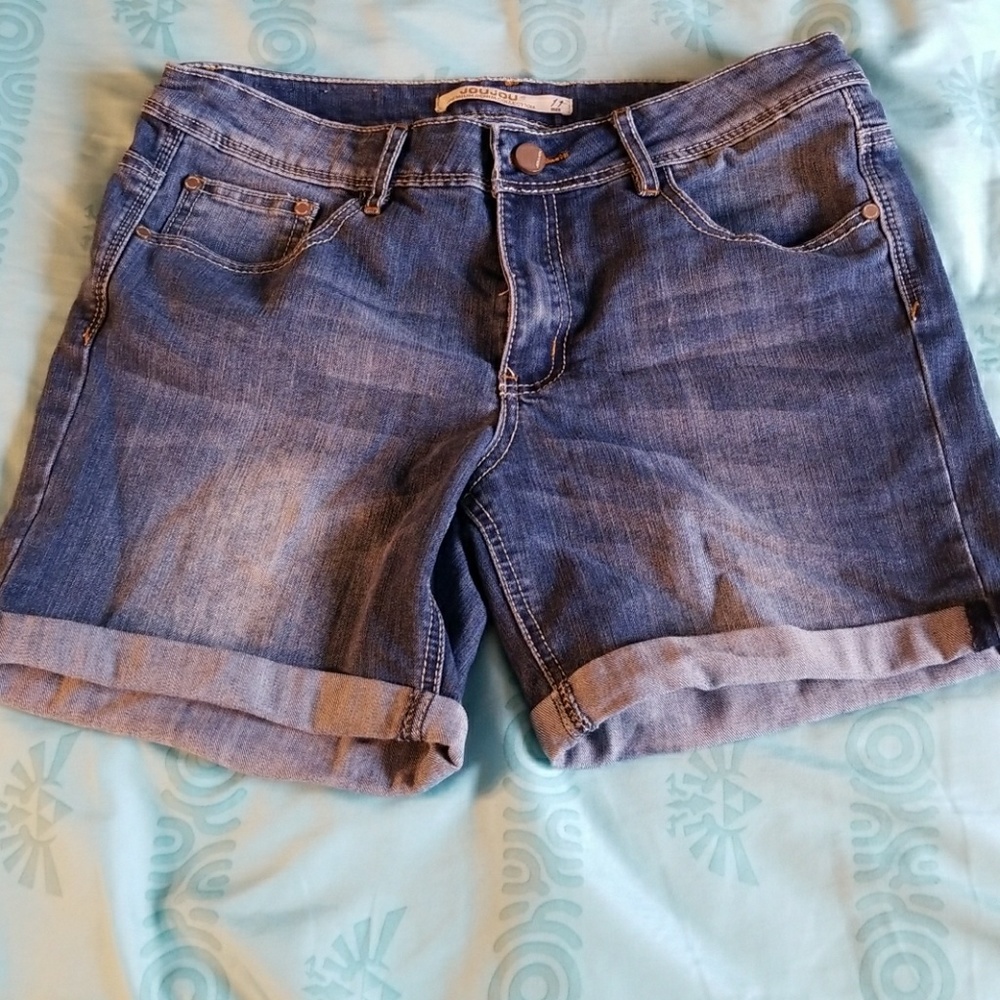 JouJou Premium Denim collection shorts